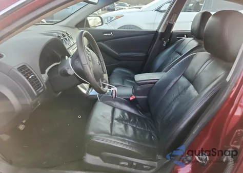 2010 Nissan Altima Base z USA, uszkodzony, nr VIN 1N4AL2AP8AN554383